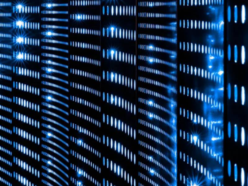 Choosing the Best Industrial Surge Protection PDU Guide